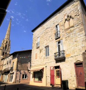 Maison de caractère dans la bastide foyenne